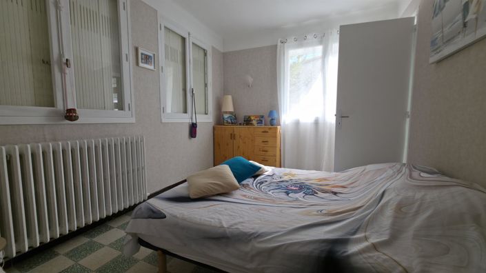 Image No.12-3 Bed House for sale