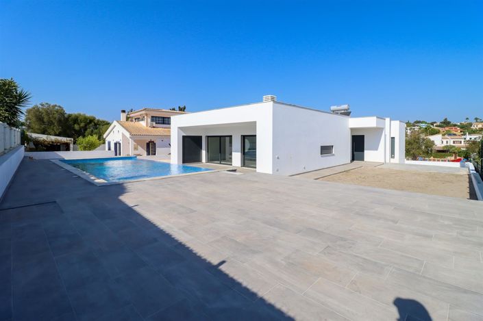 Image No.25-3 Bed House for sale