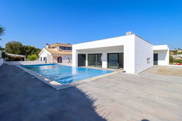 Image No.3-3 Bed House for sale