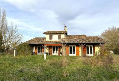 1 - Puysserampion, Maison