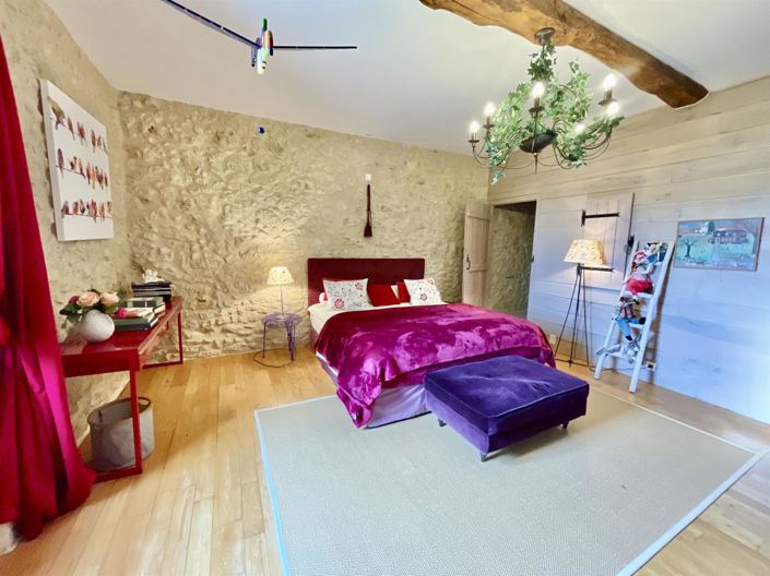 Image No.15-5 Bed House for sale