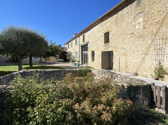 Image No.20-5 Bed House for sale