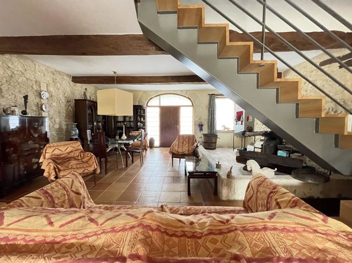 Image No.3-5 Bed House for sale