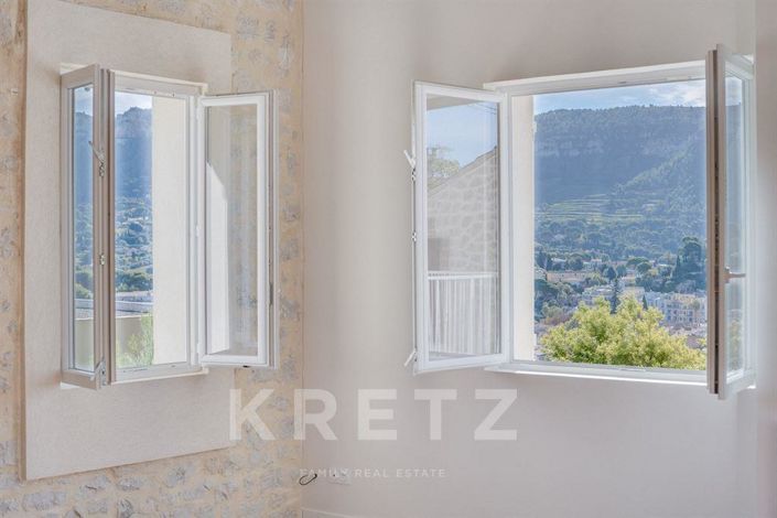 Image No.10-4 Bed House for sale