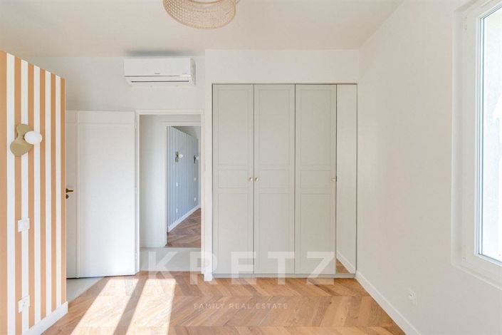 Image No.11-4 Bed House for sale