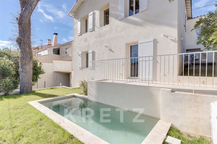 Image No.17-4 Bed House for sale