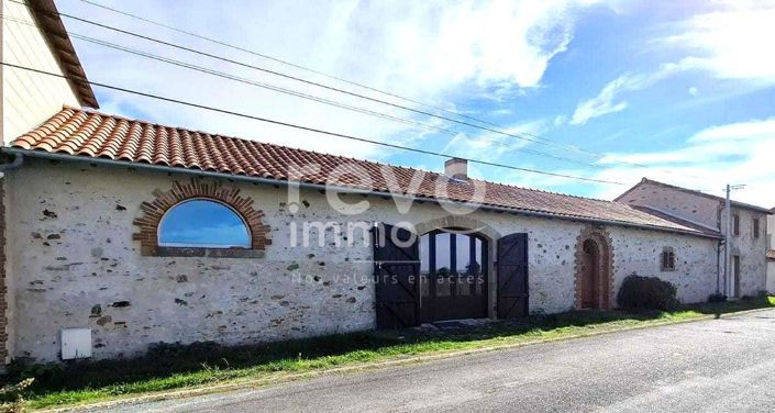 Image No.17-4 Bed House for sale