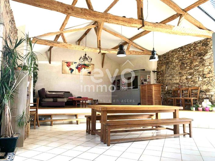 Image No.6-4 Bed House for sale