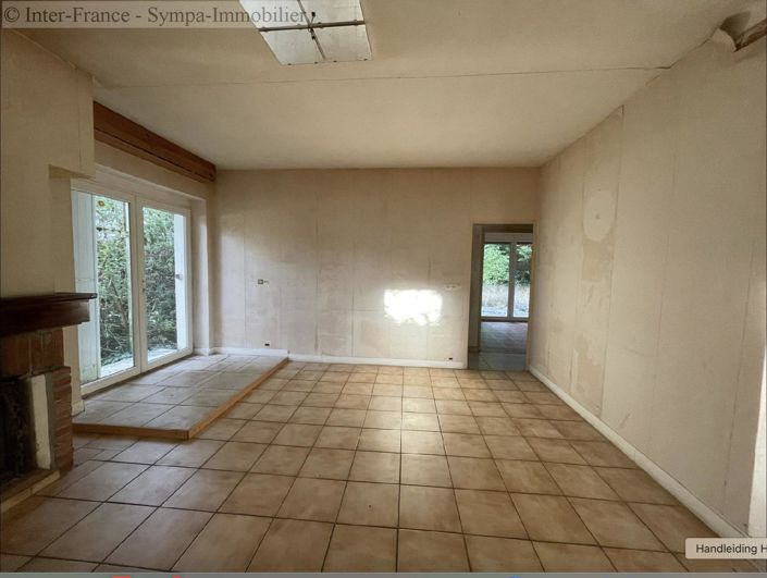 Image No.6-5 Bed House for sale