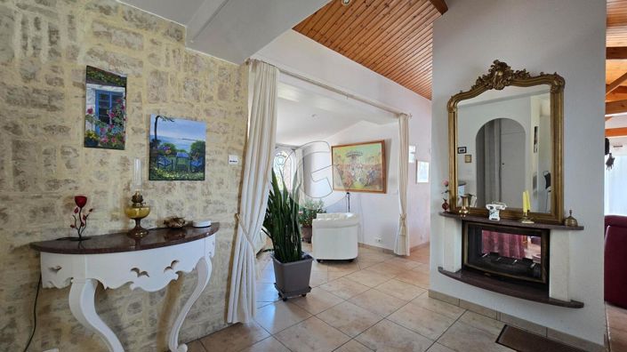 Image No.4-3 Bed House for sale