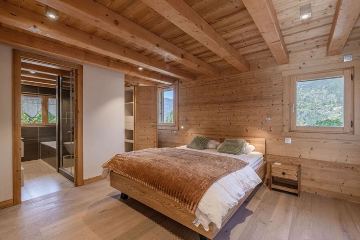 Image No.15-5 Bed House for sale