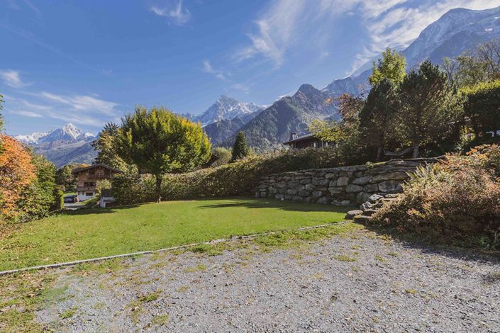 Image No.17-5 Bed House for sale