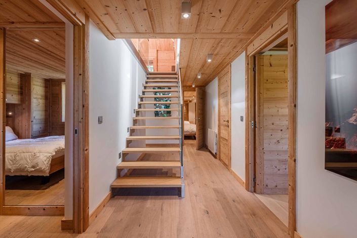 Image No.5-5 Bed House for sale