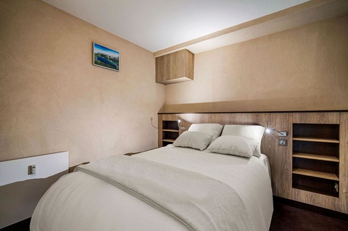 Image No.11-3 Bed Apartment for sale