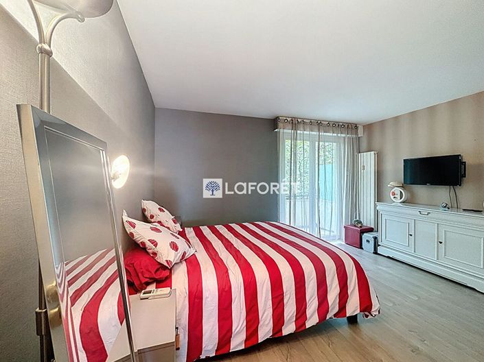 Image No.12-1 Bed Apartment for sale