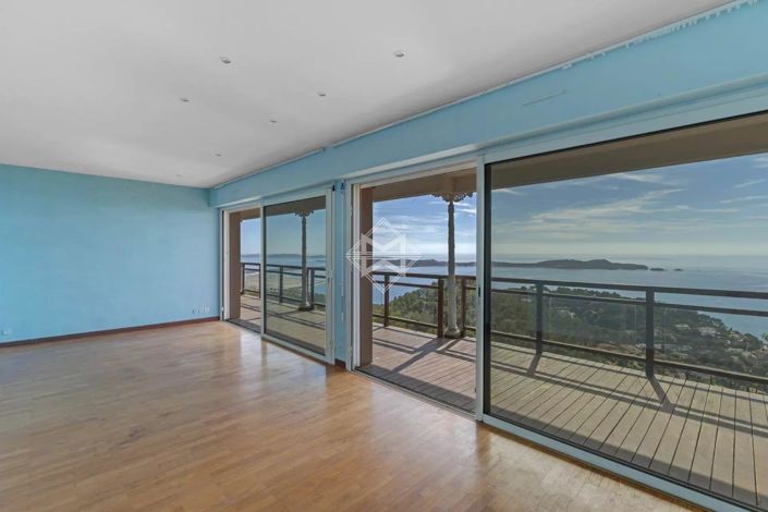 Image No.10-Maison de 4 chambres à vendre à Carqueiranne