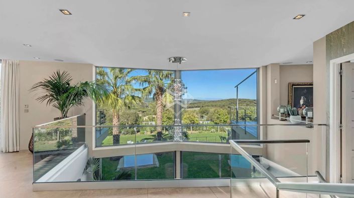 Image No.11-5 Bed House for sale