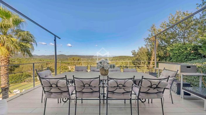 Image No.4-5 Bed House for sale