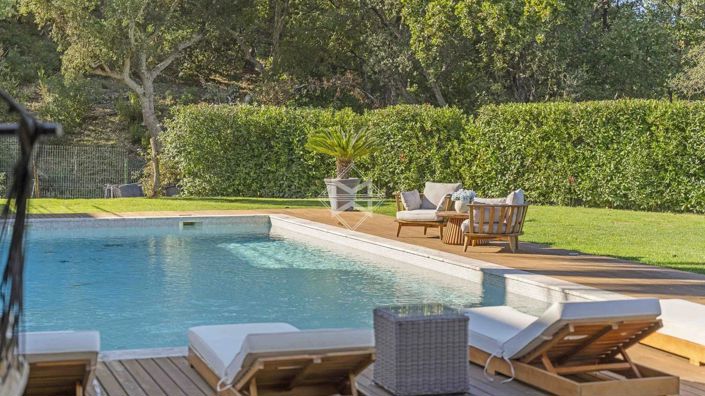 Image No.5-5 Bed House for sale