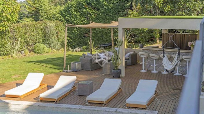 Image No.6-5 Bed House for sale