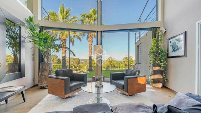 Image No.9-5 Bed House for sale