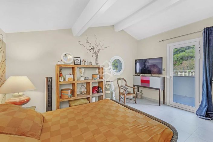 Image No.10-Maison de 6 chambres à vendre à Carqueiranne