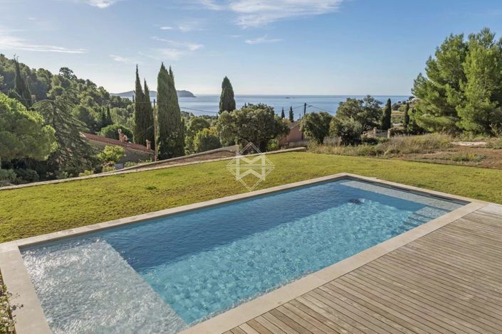 Image No.2-Maison de 6 chambres à vendre à Carqueiranne