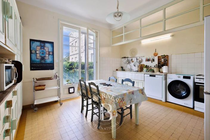 Image No.12-7 Bed House for sale