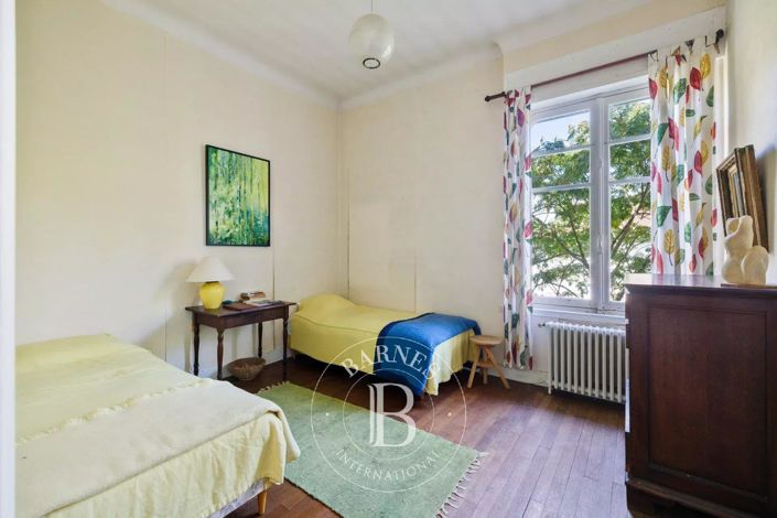 Image No.17-7 Bed House for sale