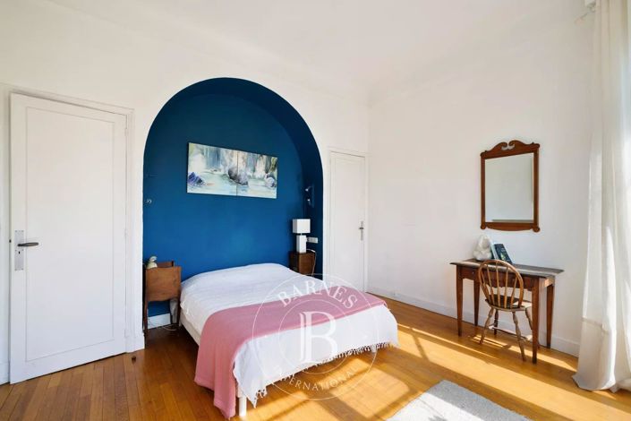 Image No.22-7 Bed House for sale