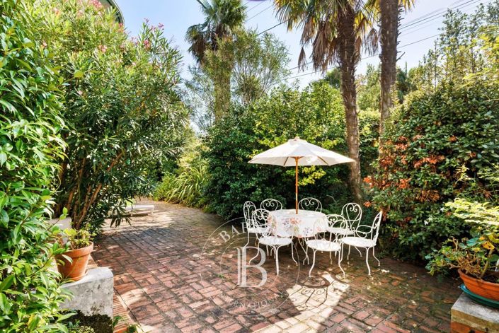 Image No.4-7 Bed House for sale