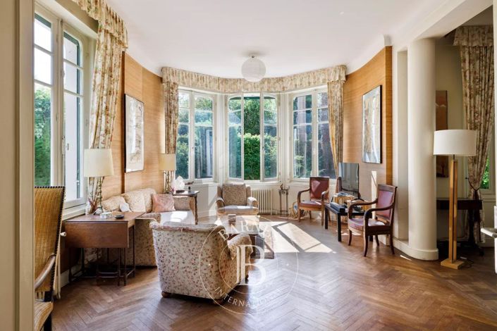 Image No.9-7 Bed House for sale