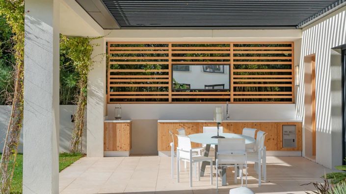 Image No.12-5 Bed House for sale