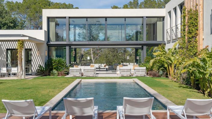 Image No.5-5 Bed House for sale