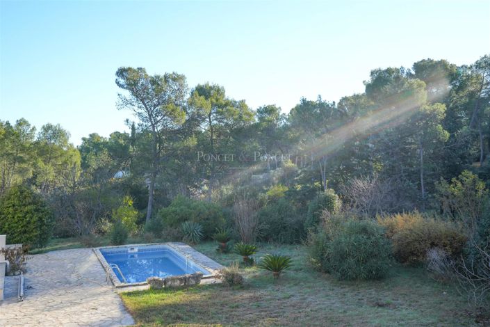 Image No.7-6 Bed House for sale