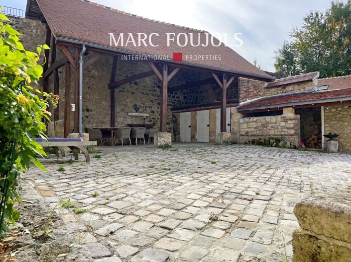 Image No.3-5 Bed House for sale