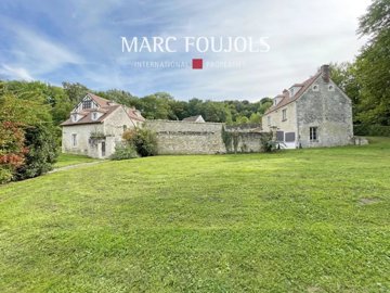 1 - Senlis, House