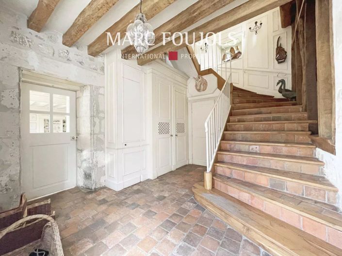 Image No.16-8 Bed House for sale