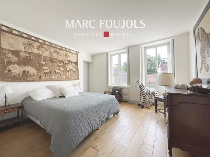 Image No.21-8 Bed House for sale