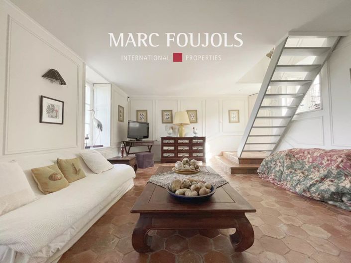 Image No.24-8 Bed House for sale