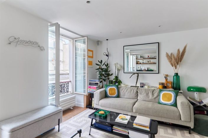 Image No.3-Appartement de 2 chambres à vendre à Paris