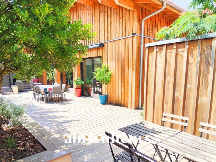 Image No.14-5 Bed House for sale