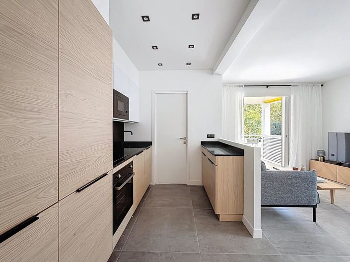 Image No.4-Appartement de 2 chambres à vendre à Cannes