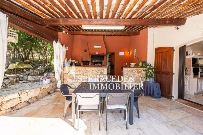 Image No.12-5 Bed House for sale