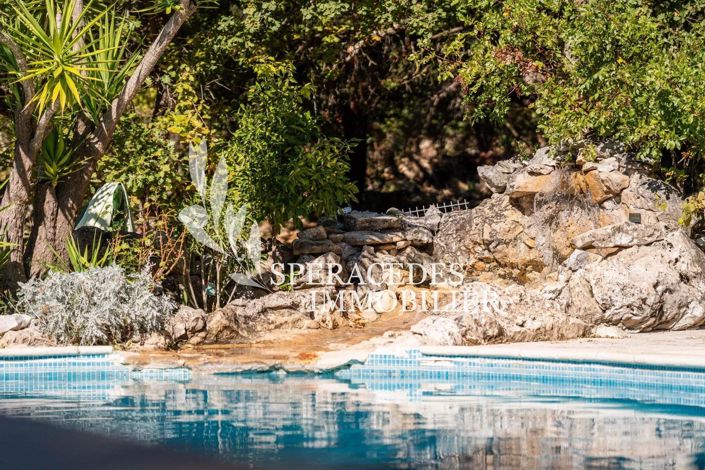 Image No.15-5 Bed House for sale