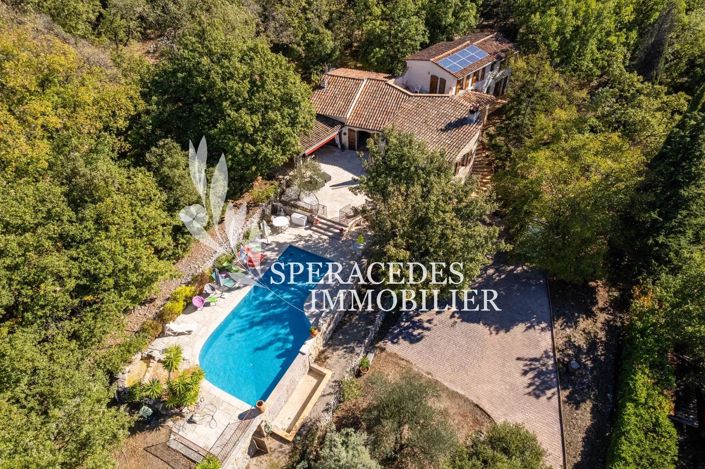 Image No.2-5 Bed House for sale