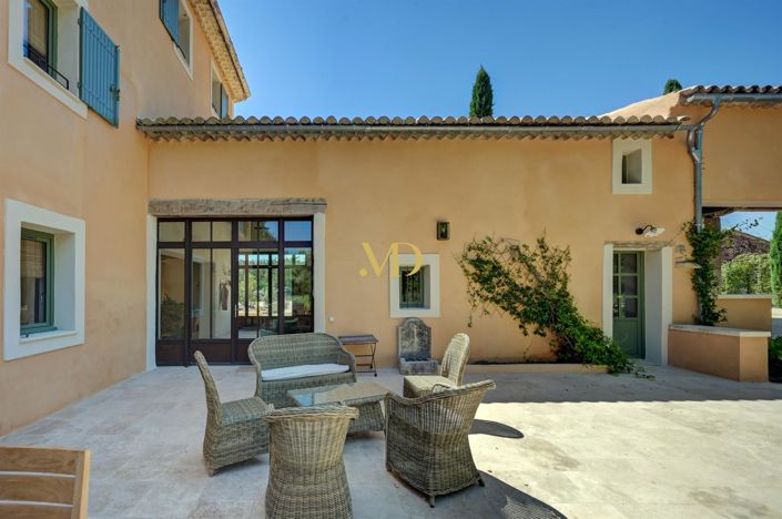 Image No.15-7 Bed House for sale