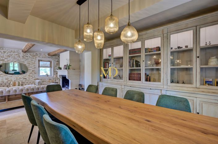 Image No.20-7 Bed House for sale