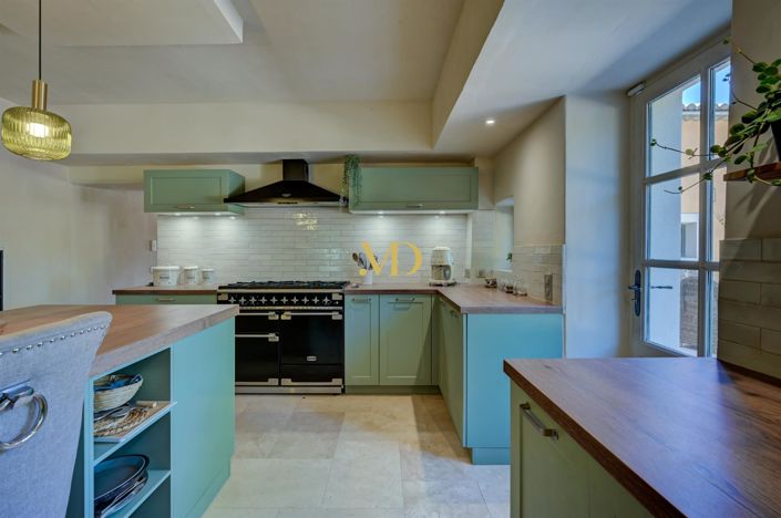 Image No.28-7 Bed House for sale