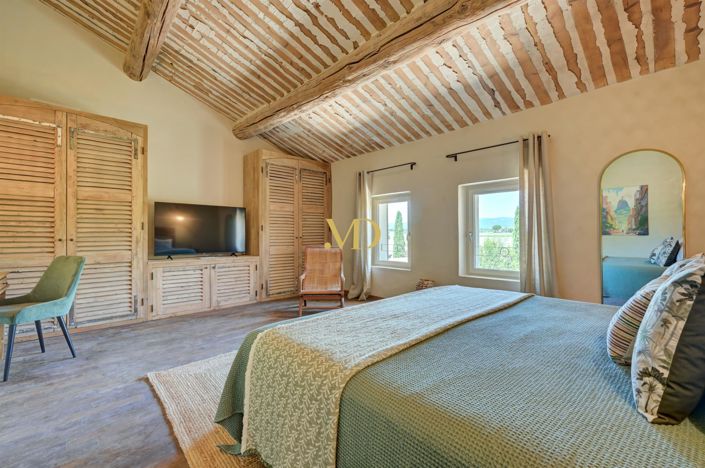 Image No.54-7 Bed House for sale